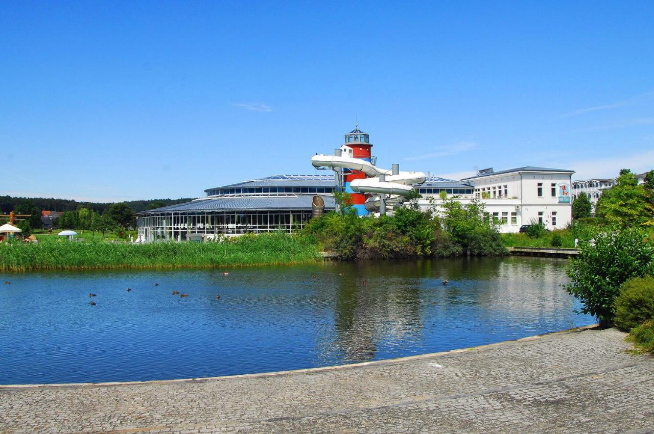 Wg Bernstein - Reetdachhaus - Ruhe Und Seeblick Sellin  Exterior photo